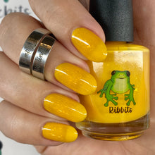 Load image into Gallery viewer, Golden Poison Dart Frog